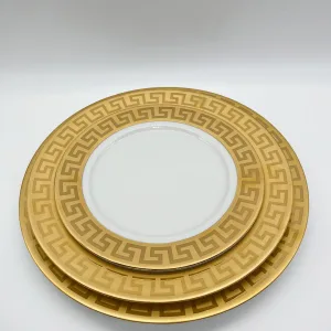Gold porcelain plate set